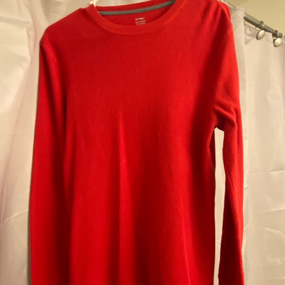 OLD NAVY RED LONG SLEEVE